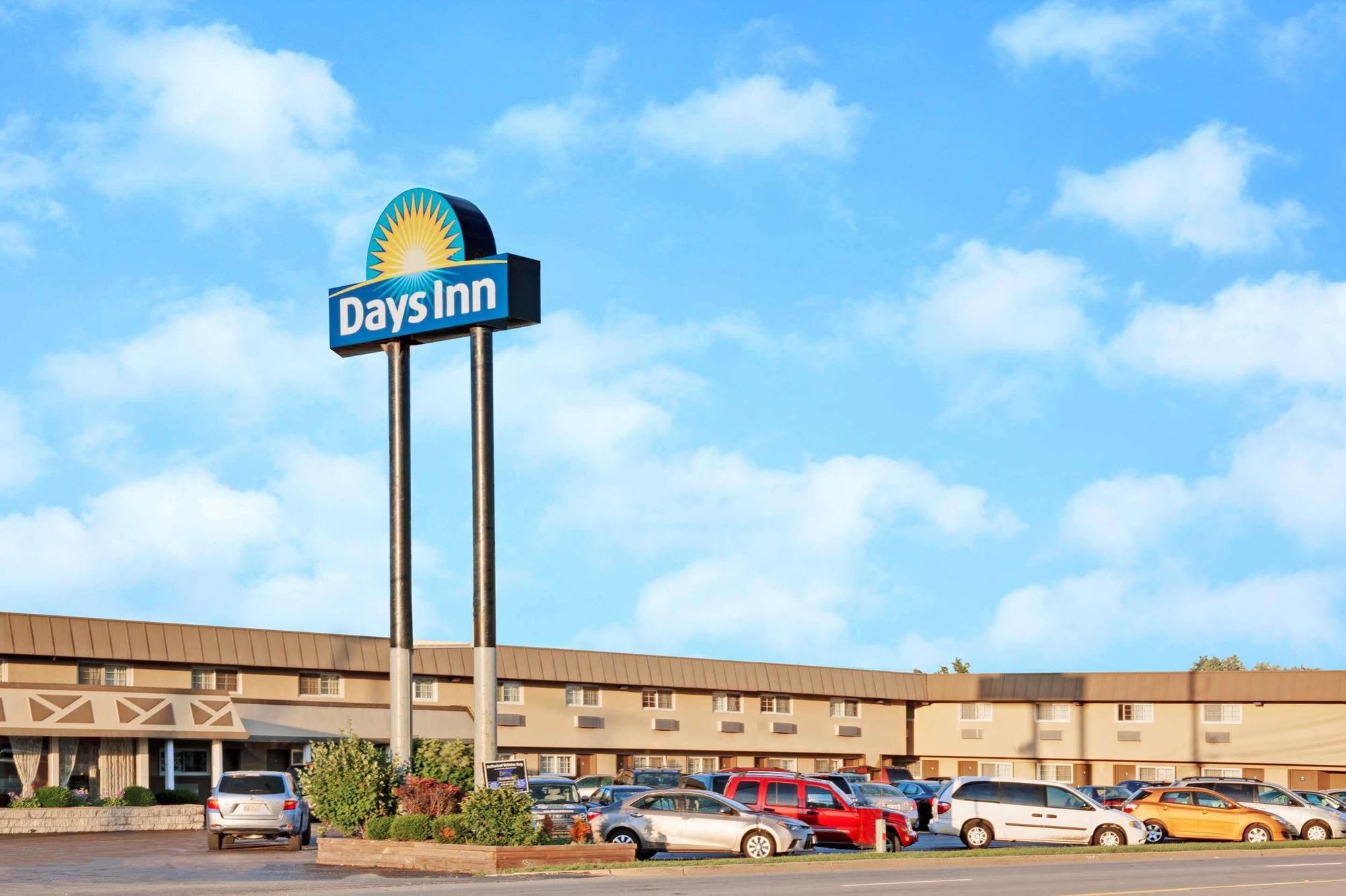 Days Inn By Wyndham Elk Grove Village O'Hare Airport West Exterior foto